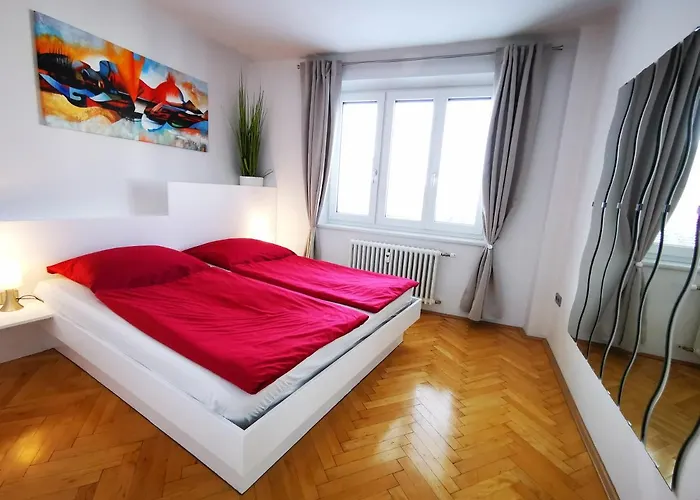 Charmante Zentrumswohnung Mit Balkon Und 80 Zoll Tv * Klagenfurt am Wörthersee