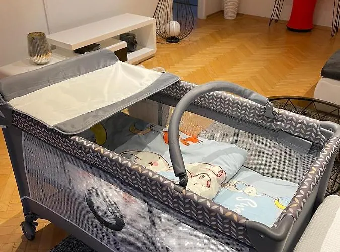 Appartement Charmante Zentrumswohnung Mit Balkon Und 80 Zoll Tv Klagenfurt am Wörthersee