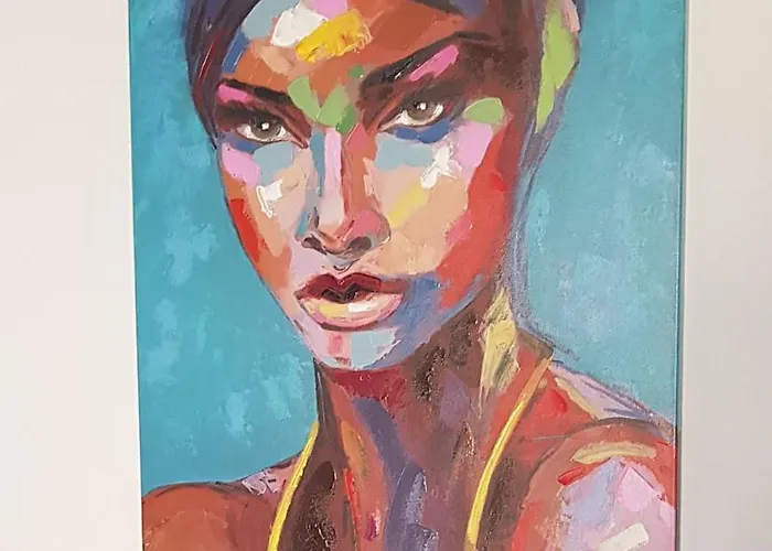 Charmante Zentrumswohnung Mit Balkon Und 80 Zoll Tv Apartment Klagenfurt am Wörthersee