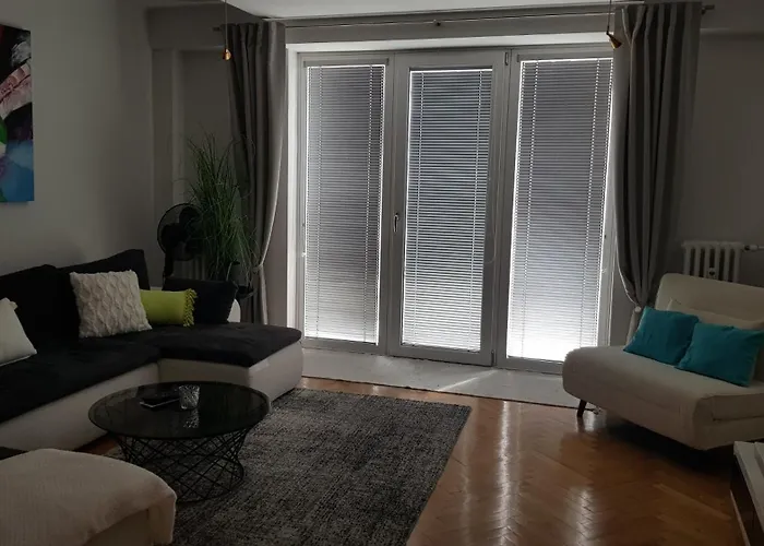 Charmante Zentrumswohnung Mit Balkon Und 80 Zoll Tv * Klagenfurt am Wörthersee